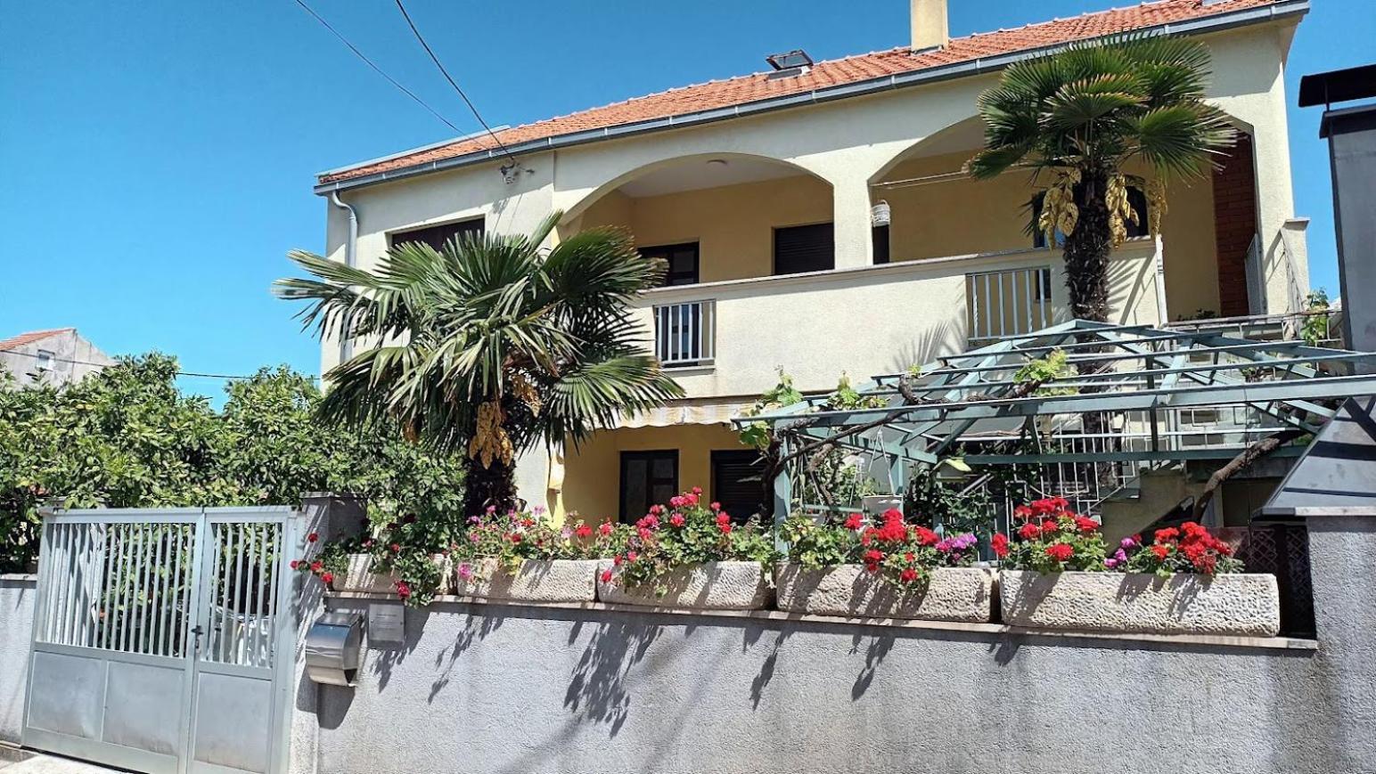 Studio Apartman Casper Zadar Bagian luar foto